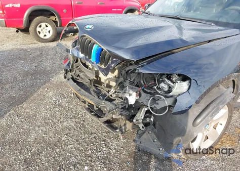 2009 BMW X5 xDrive30I z USA, uszkodzony, nr VIN 5UXFE43599L275788